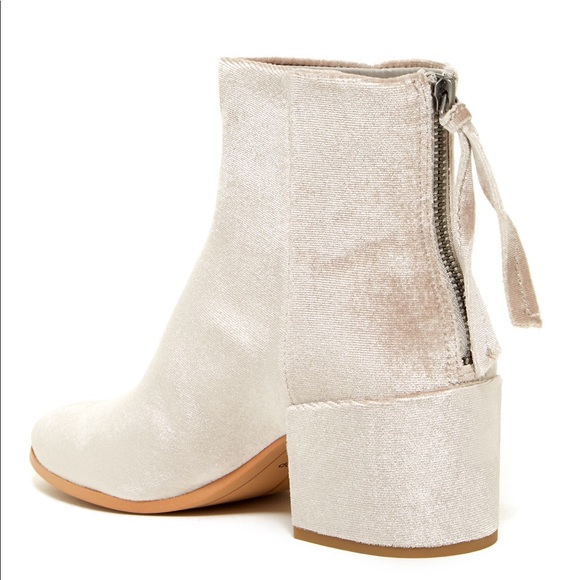 Dolce Vita Mirra Ankle Boot Like New 7.5-8 - Picture 2 of 3